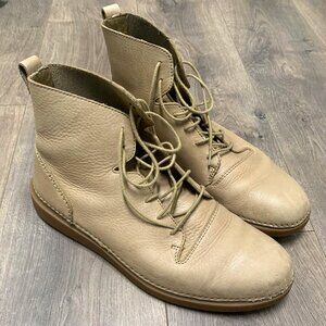 Mens Clarks 10.5 Boot